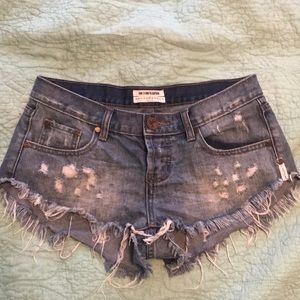 One x One teaspoon bonitas shorts